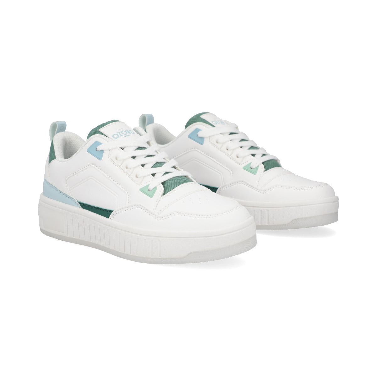 Tenis en color Blanco con detalles en Verde de la marca Capa de Ozono