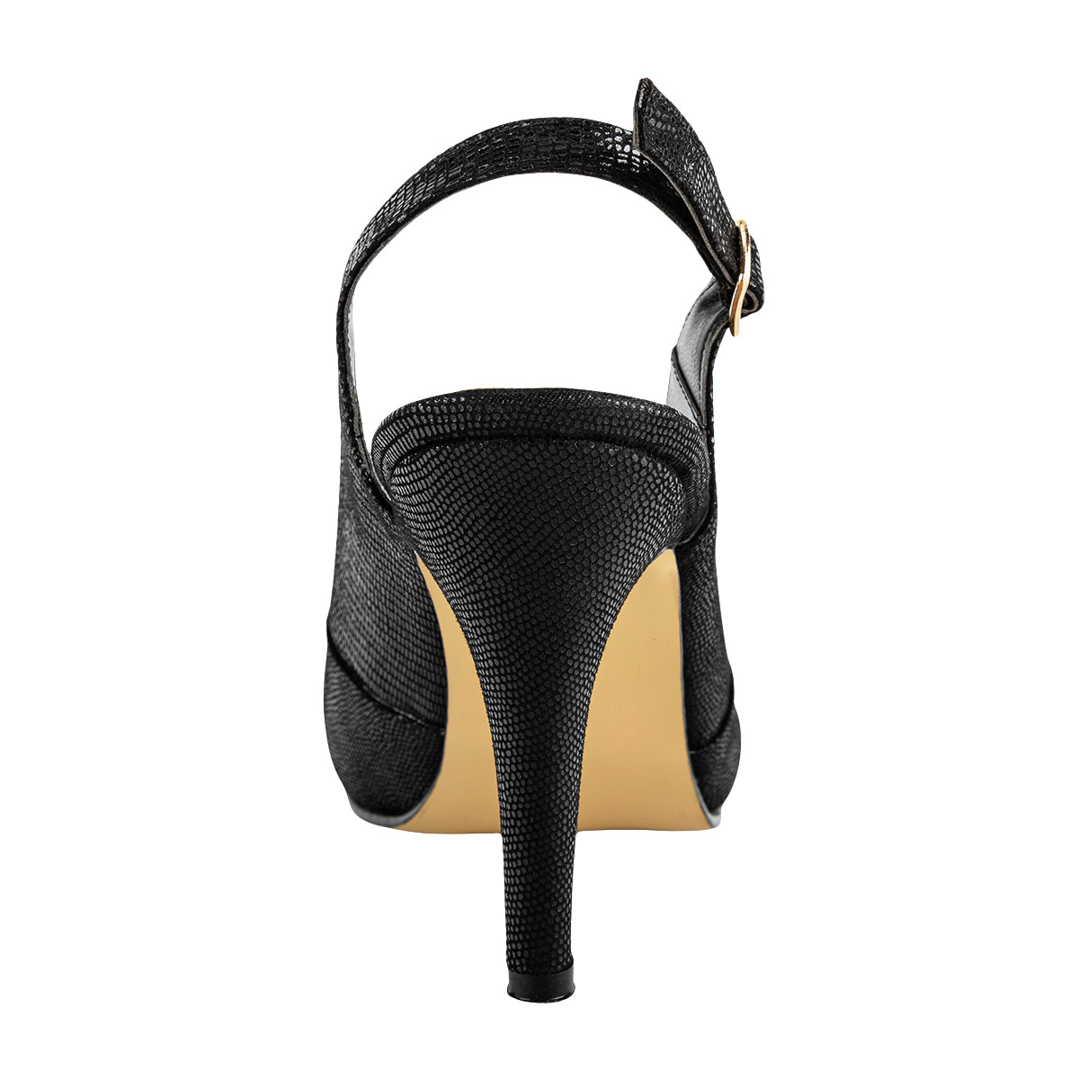 Zapatillas en color negro de la marca Silvia Cordero