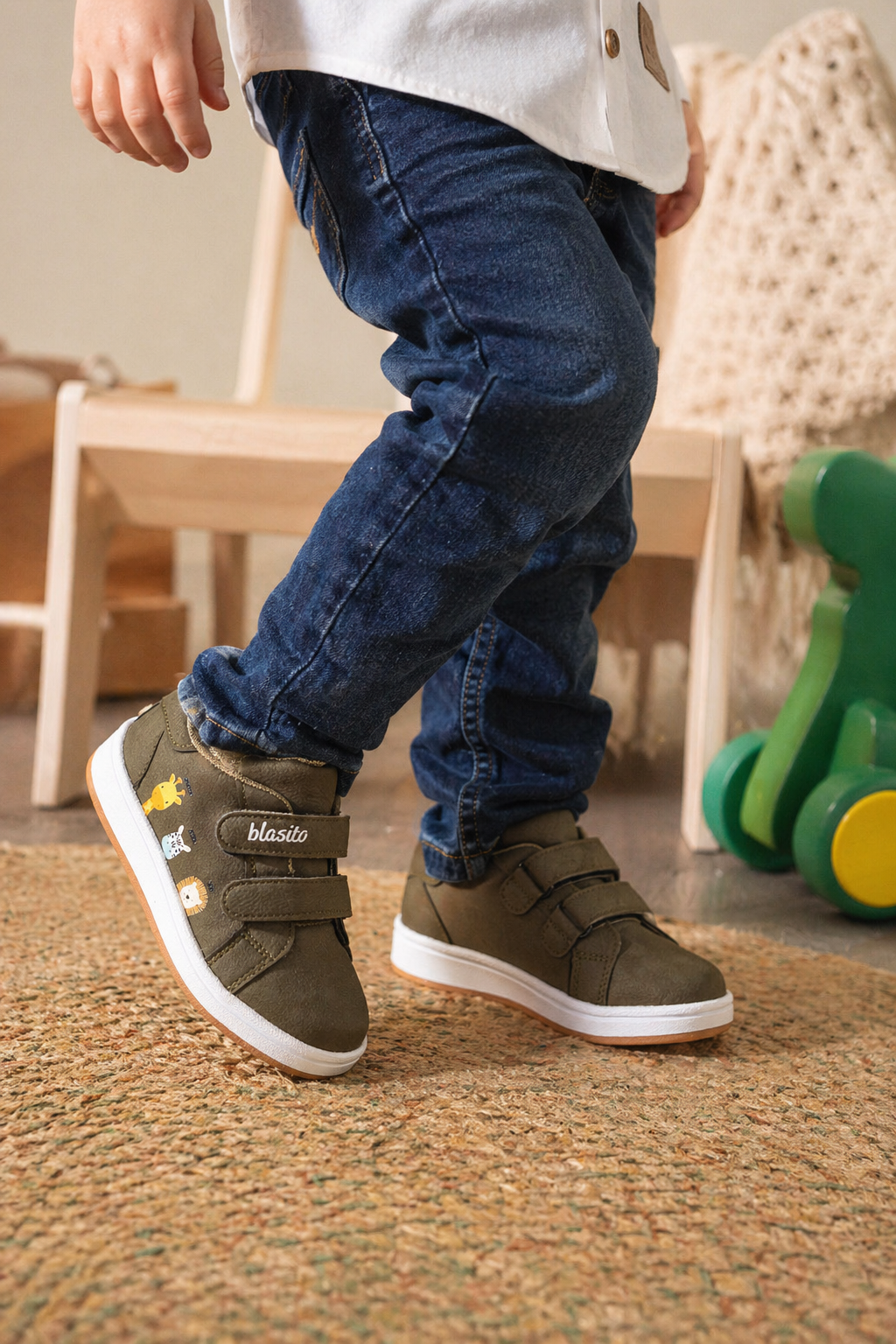 Tenis Amigos de la selva Para Niño Blasito 08556