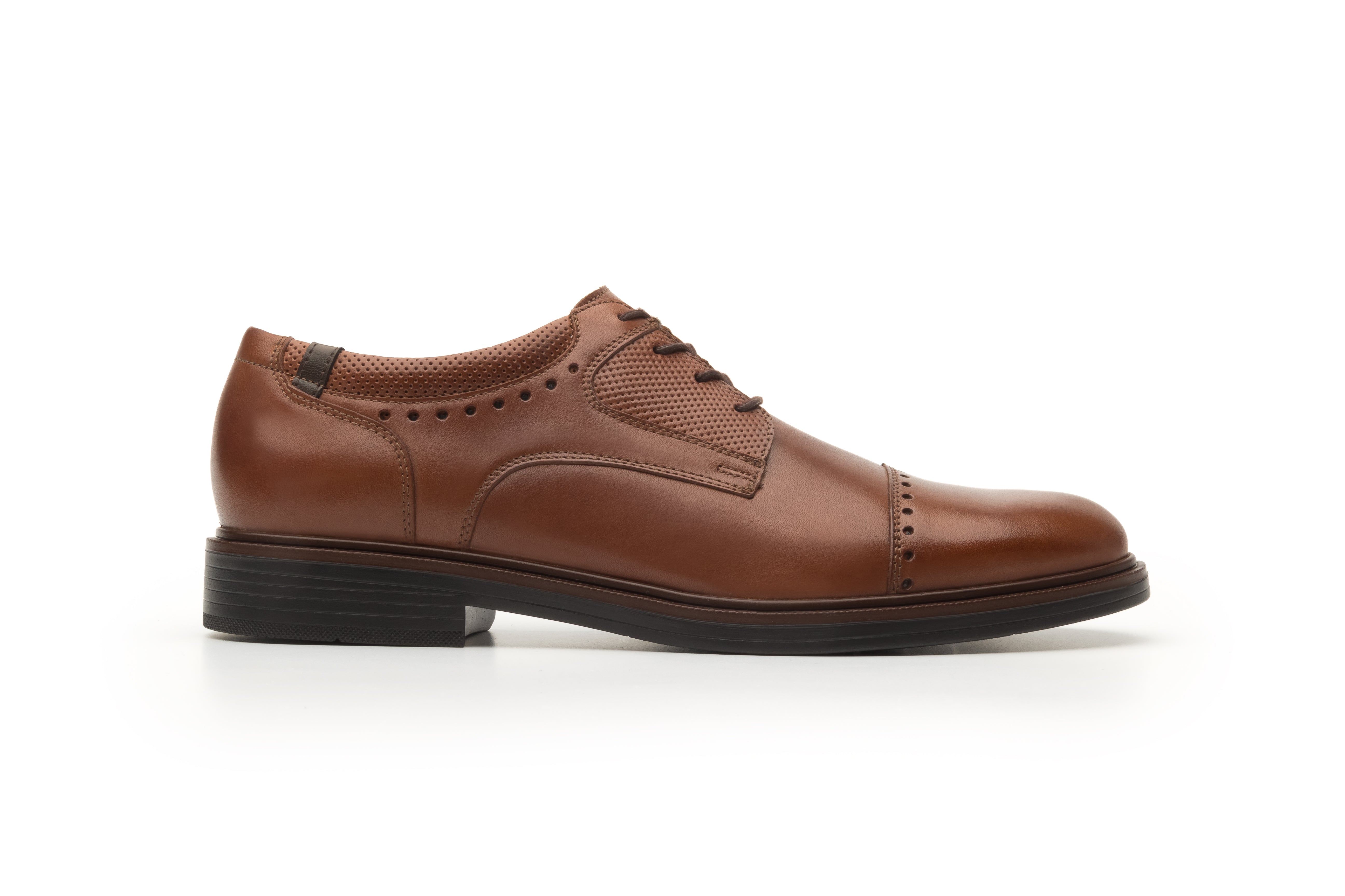 Zapato Flexi Para Hombre Perforado En Puntera 01044