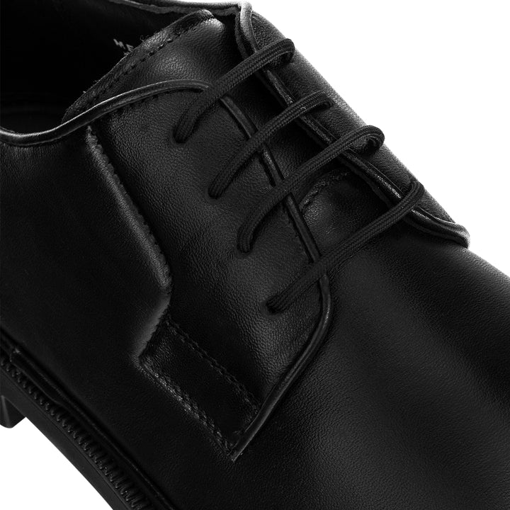 Zapato de la marca Quirelli en color Negro