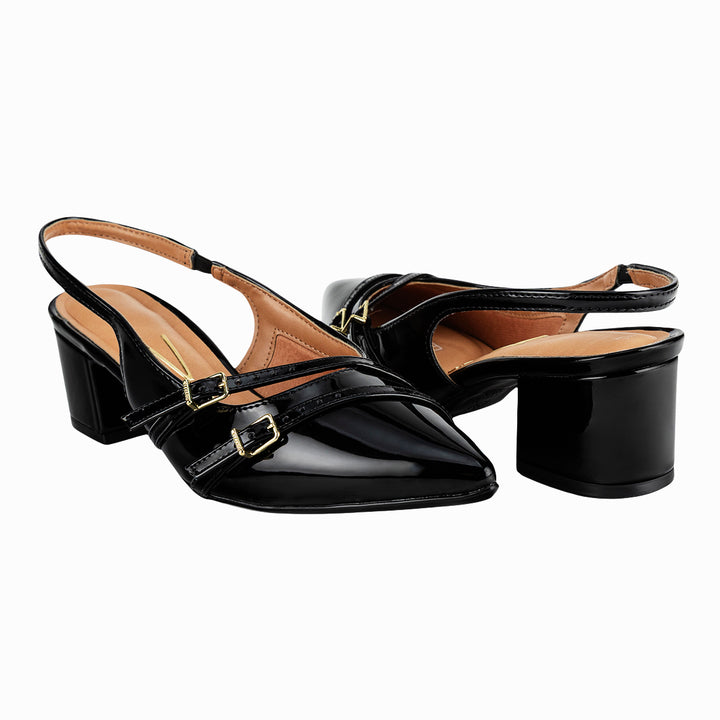 Zapato color negro de la marca Vizzano