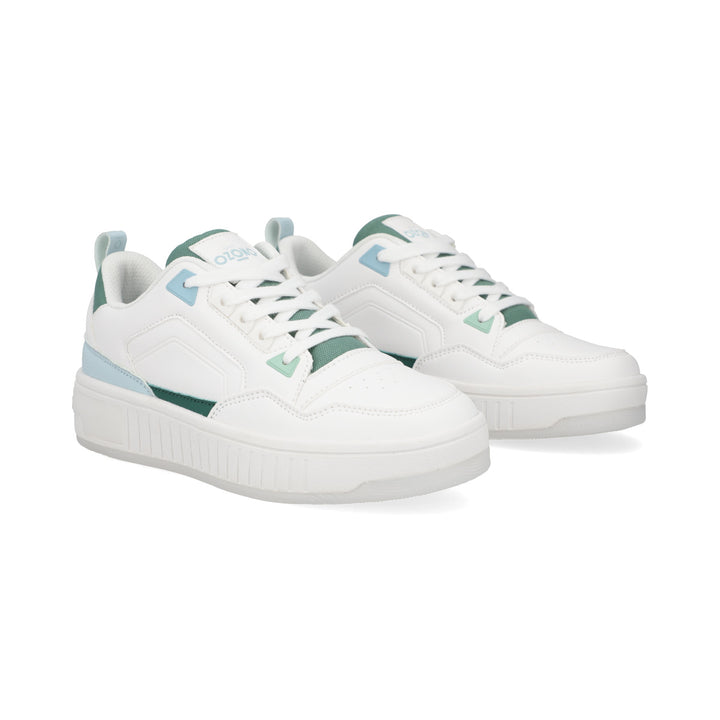Tenis en color Blanco con detalles en Verde de la marca Capa de Ozono