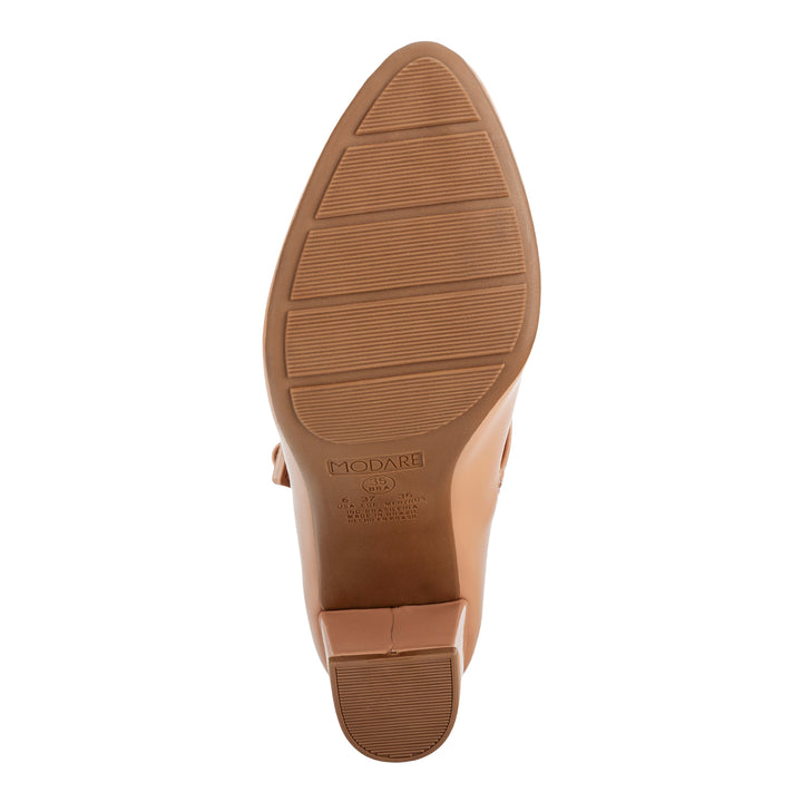 Zapato de vestir en color Nude de la marca Modare