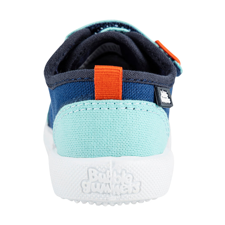 Tenis color Rey con Verde de la marca Bubble Gummers