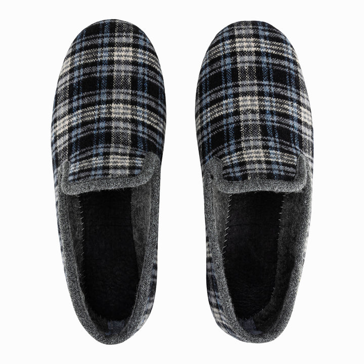 Pantufla en color Gris de la marca Extra Confort