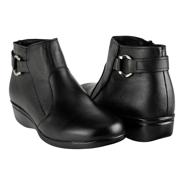 Bota en color negro de la marca Florenza