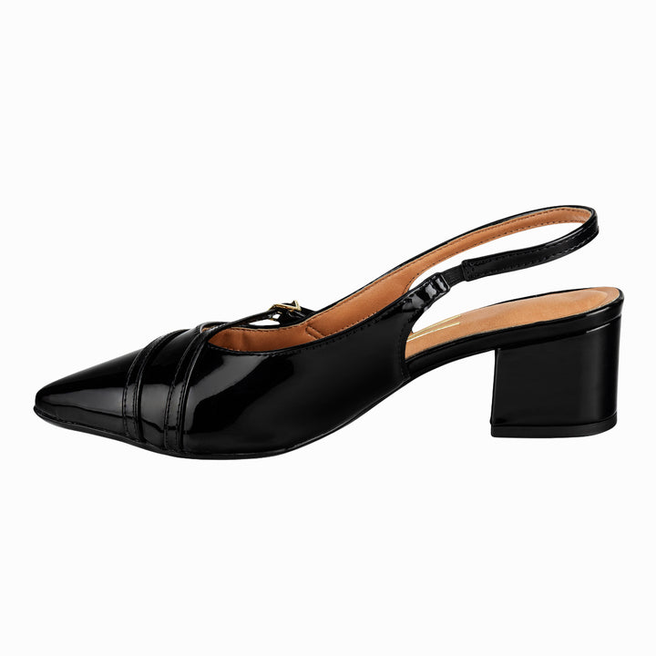 Zapato color negro de la marca Vizzano