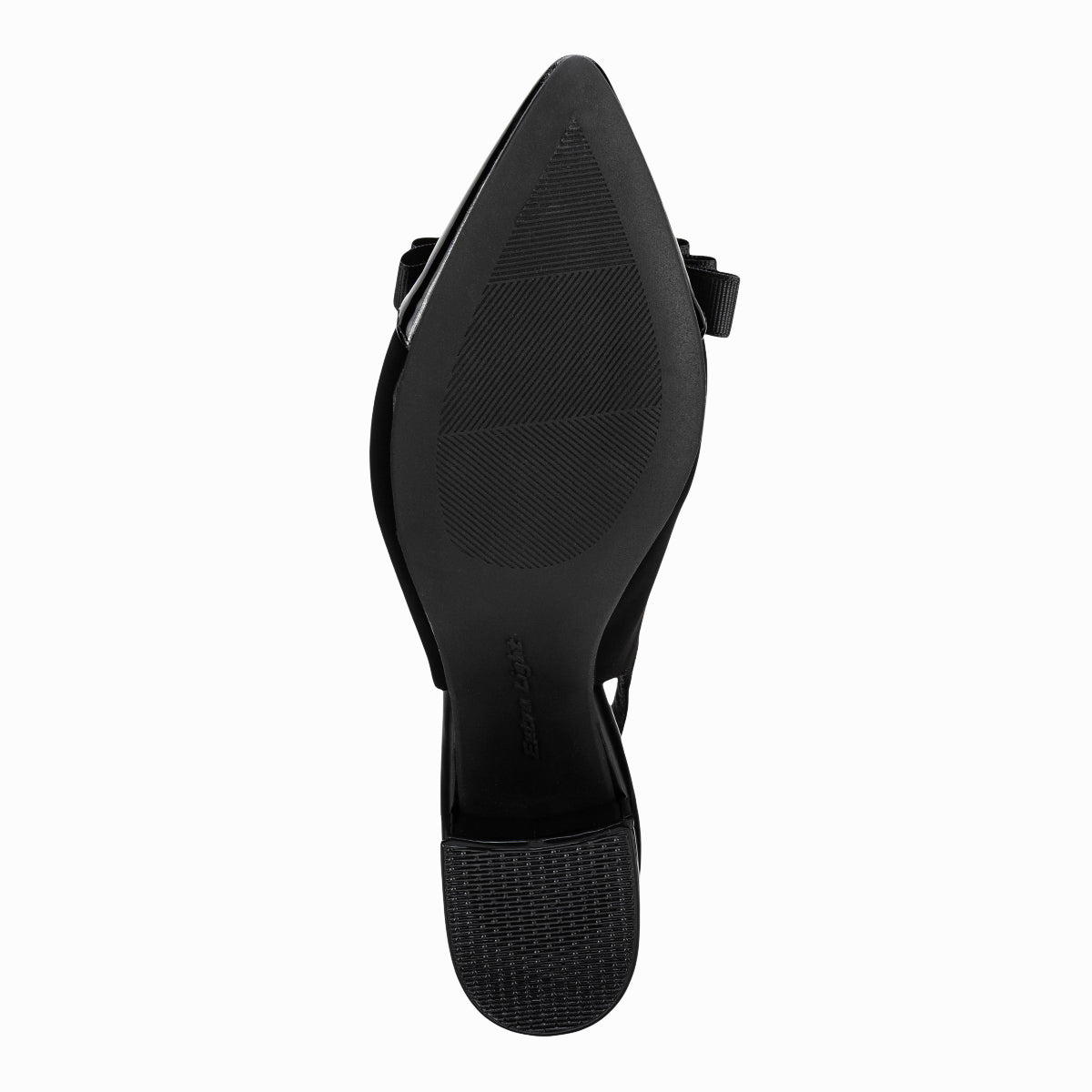 Zapato de vestir en color negro de la marca Gina Loren