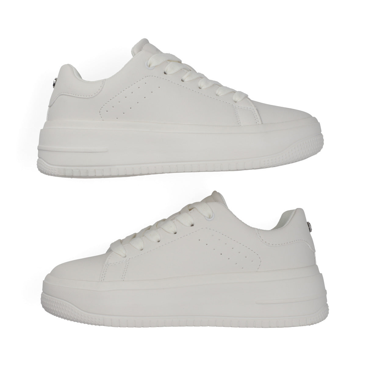 Tenis en color LATTE de la marca Capa de Ozono