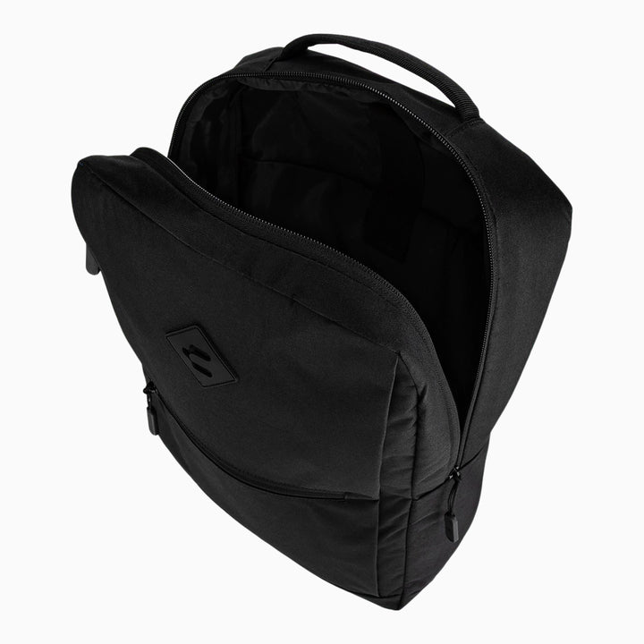 Mochila de la marca Charly en color Negro