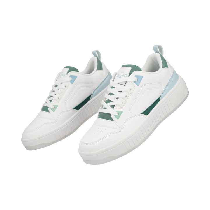 Tenis en color Blanco con detalles en Verde de la marca Capa de Ozono