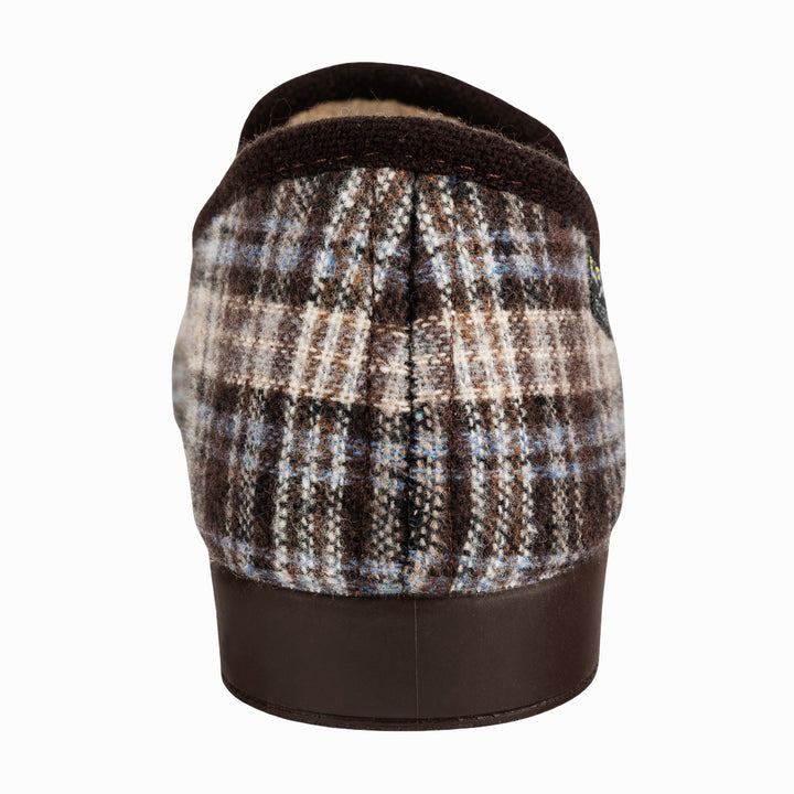 Pantufla en color Marrón de la marca Extra Confort